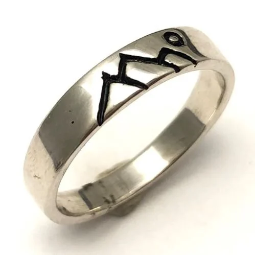 Moonlit Mountain Peaks Ring