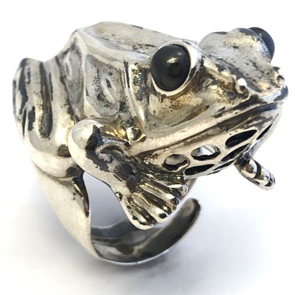 Frog Ring