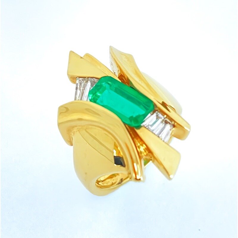 1DB92AB4-4BBA-400F-AE9D-2C6D147F5FE6