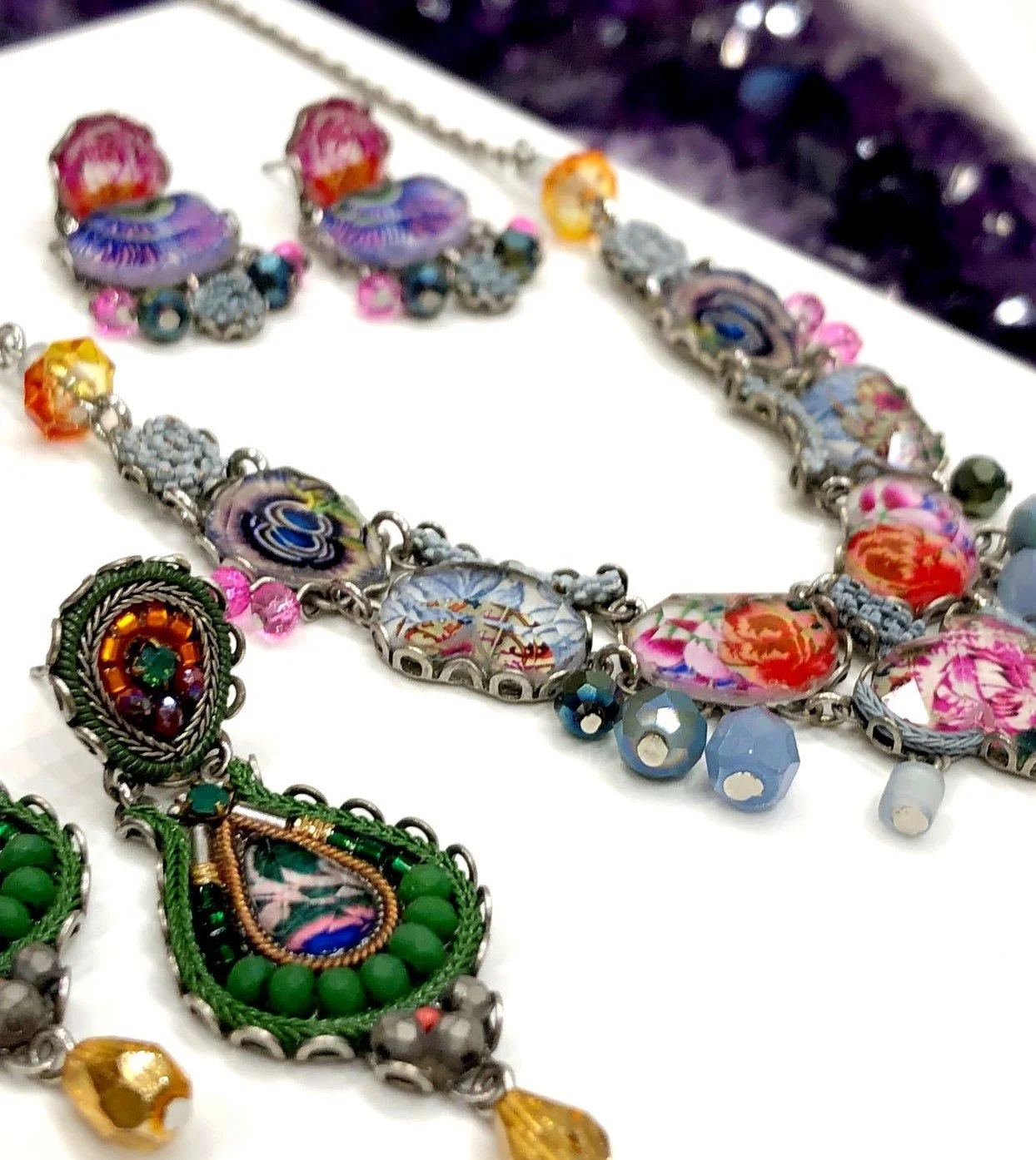 Rubies are Red, Sapphires are Blue