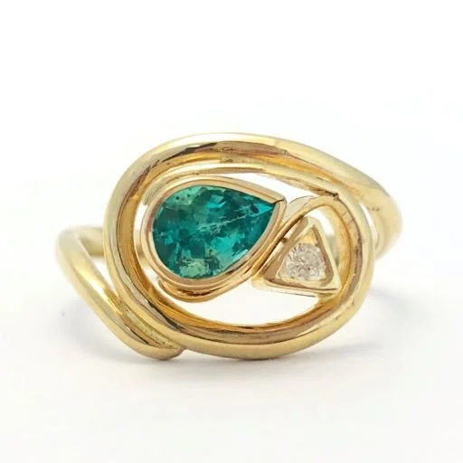 14k Colombian Emerald Ring