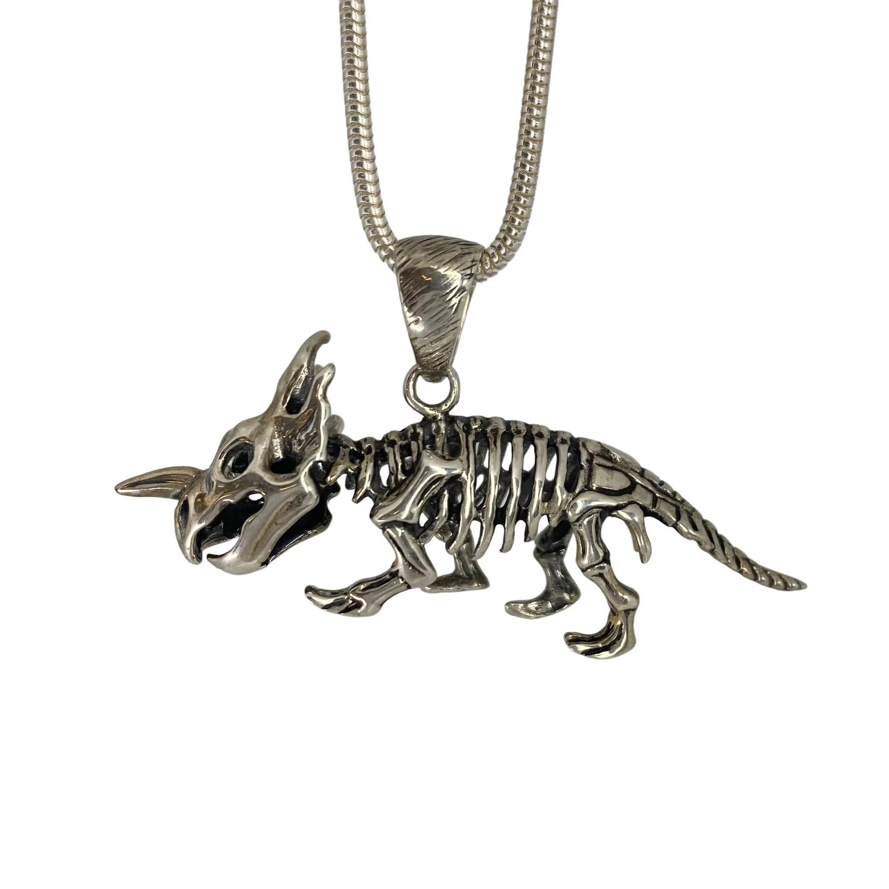 Ketut Hart Dino Pendant