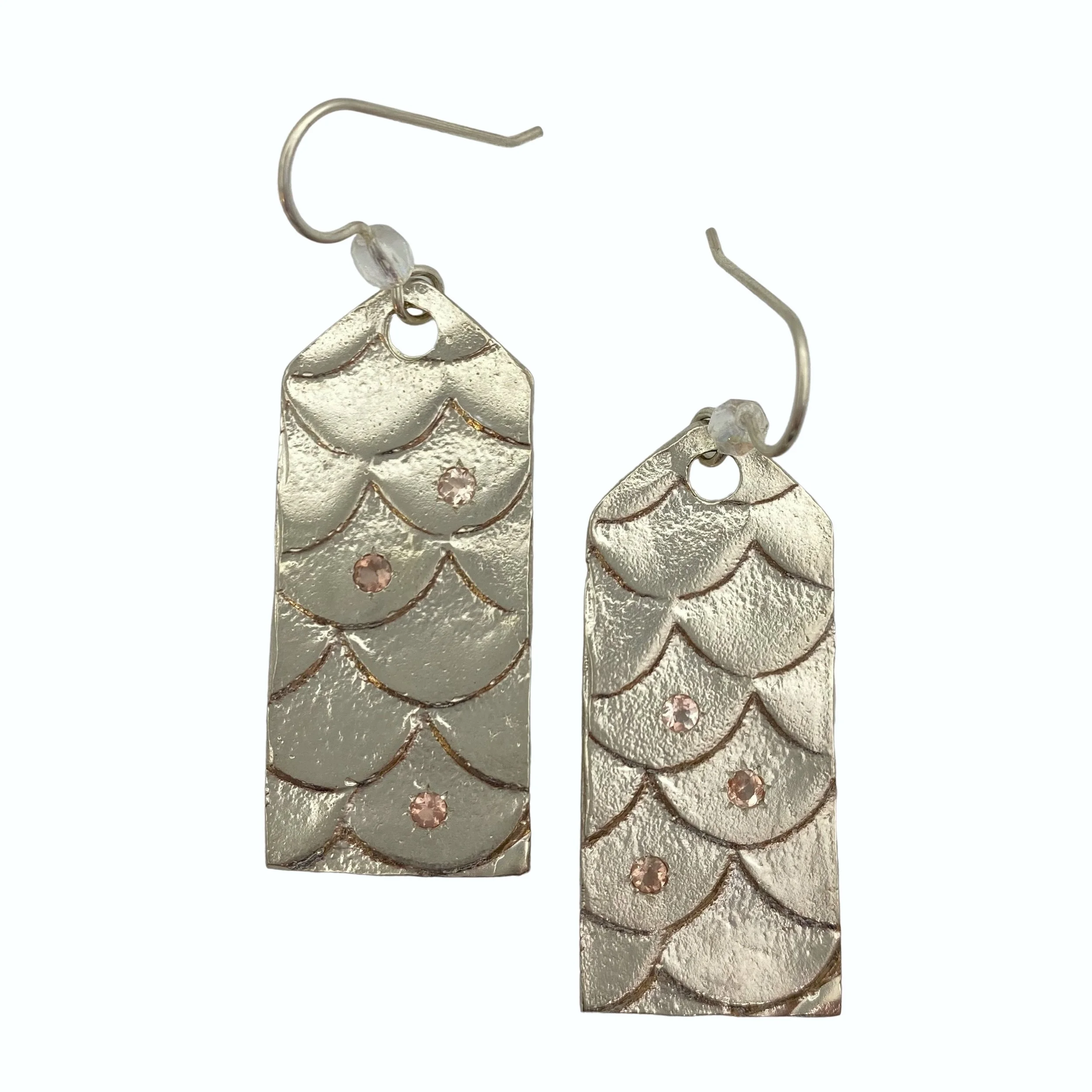William Belli .925 Quilter's "Fish Scale" Oregon Sunstone Earrings