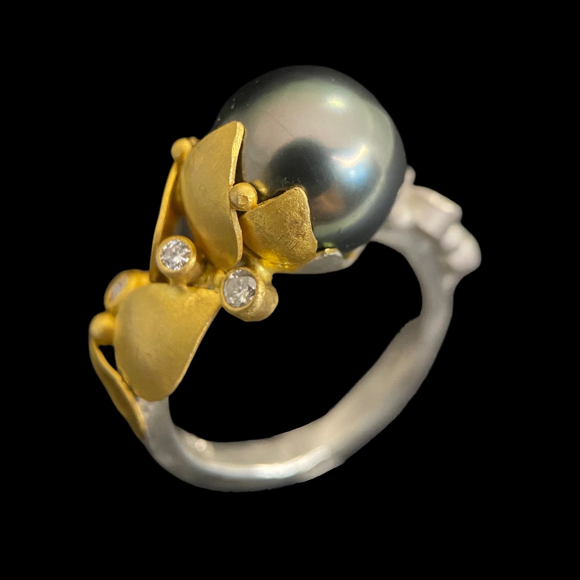 Rosario Garcia Platinum-Silver, 18kt Tahitian Pearl Ring