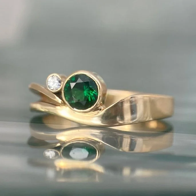 14k Tsavorite Garnet Ring