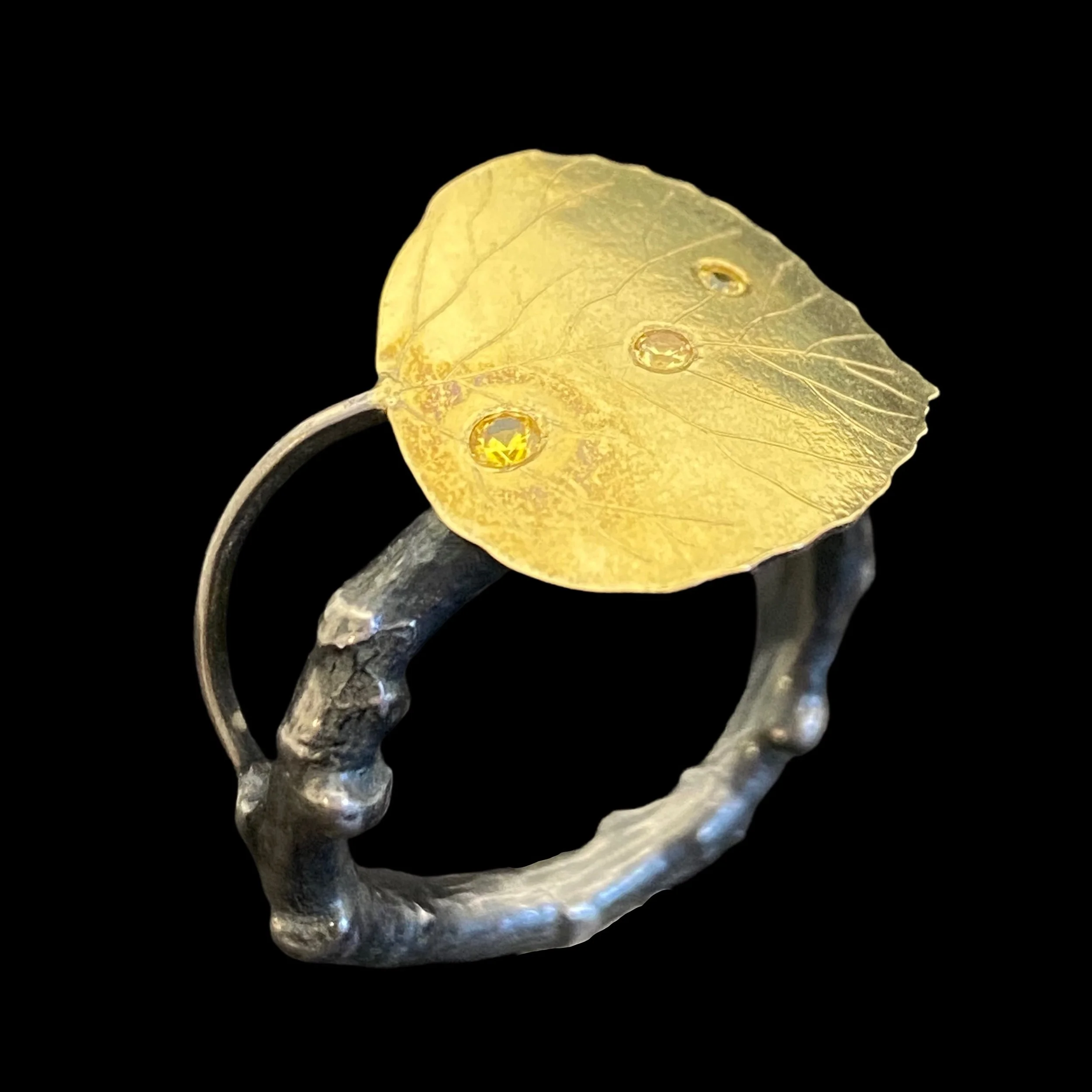 Wolfgang Vaatz Sapphire Quaking Aspen Ring