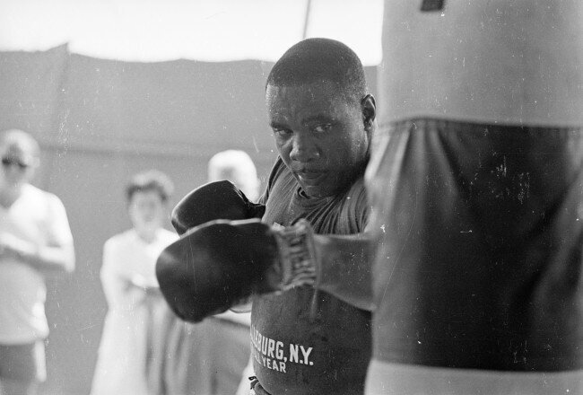 pariah the lives and deaths of sonny liston