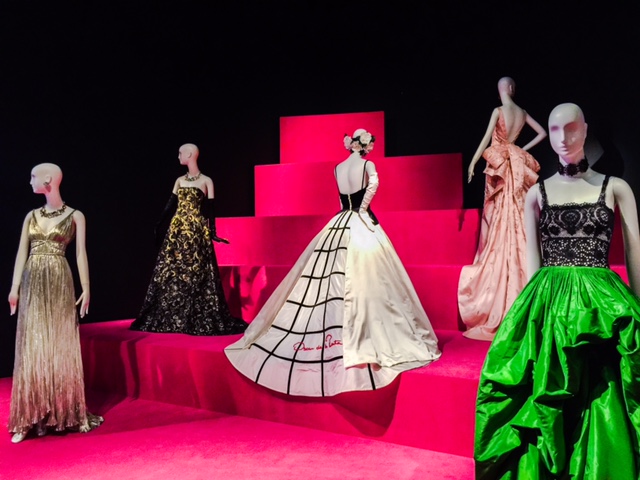 Oscar de la Renta: The Retrospective 