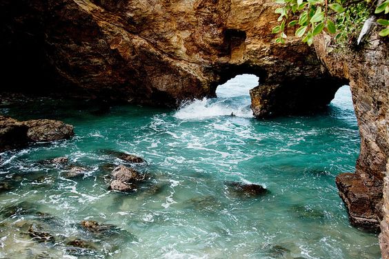 The Devil's Hole, St. Maarten