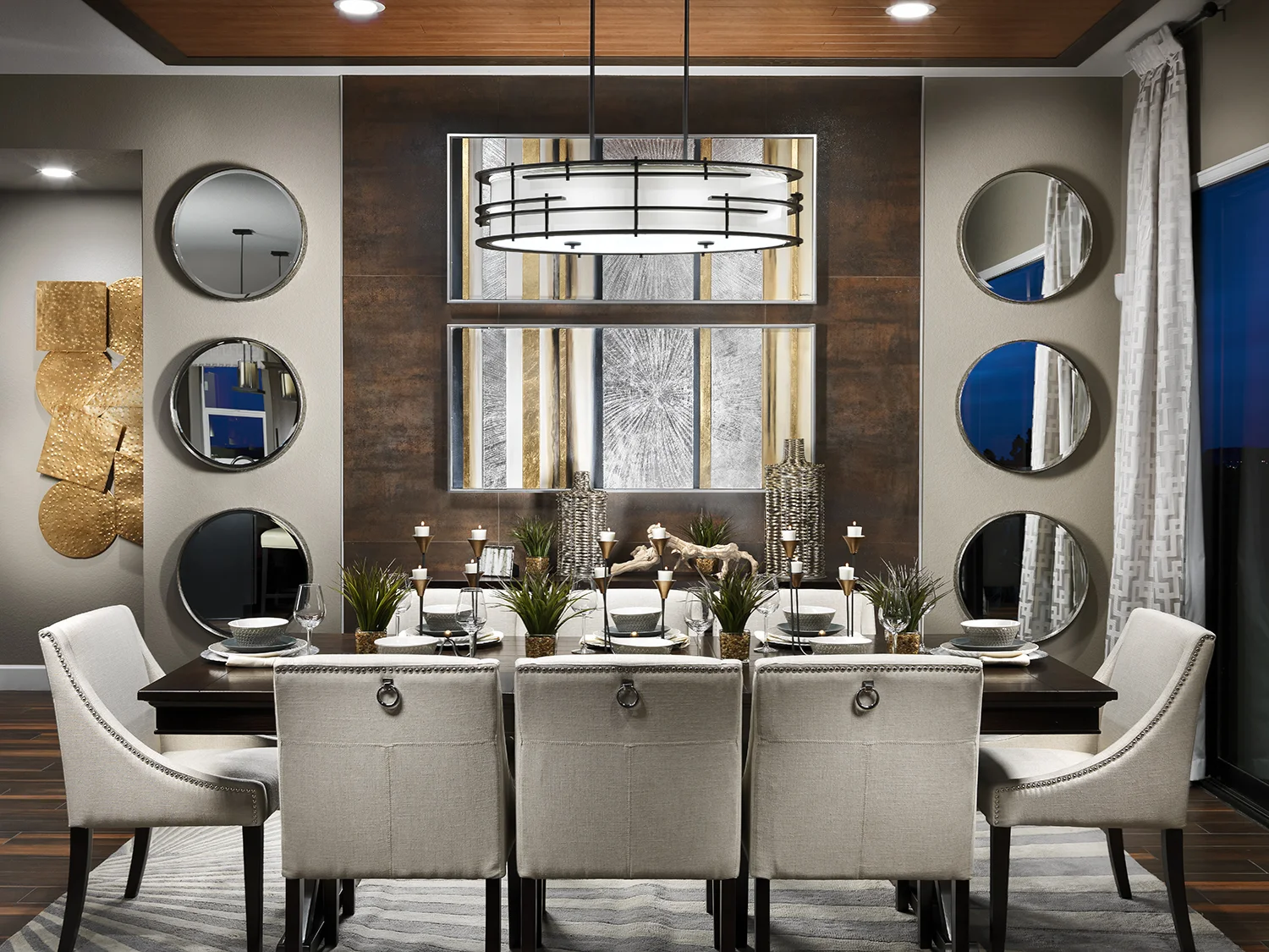 Cimarron Dining.jpg