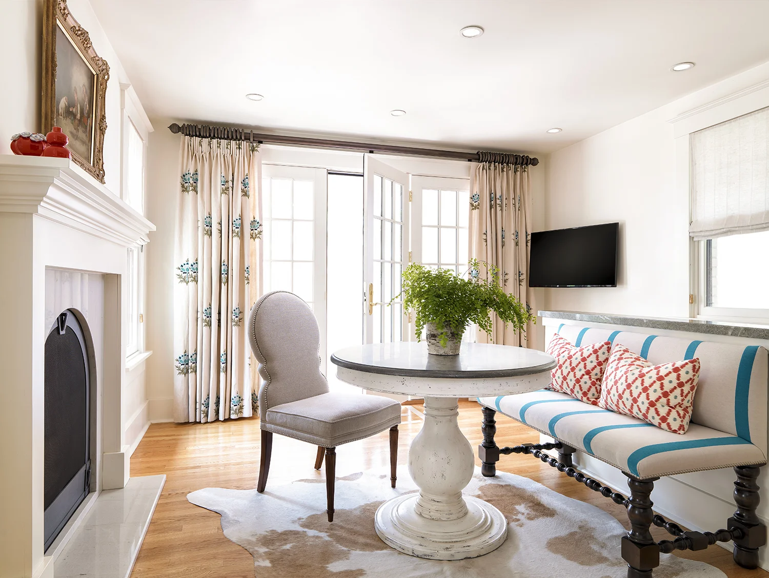 Sheedy Breakfast Nook Sharper.jpg