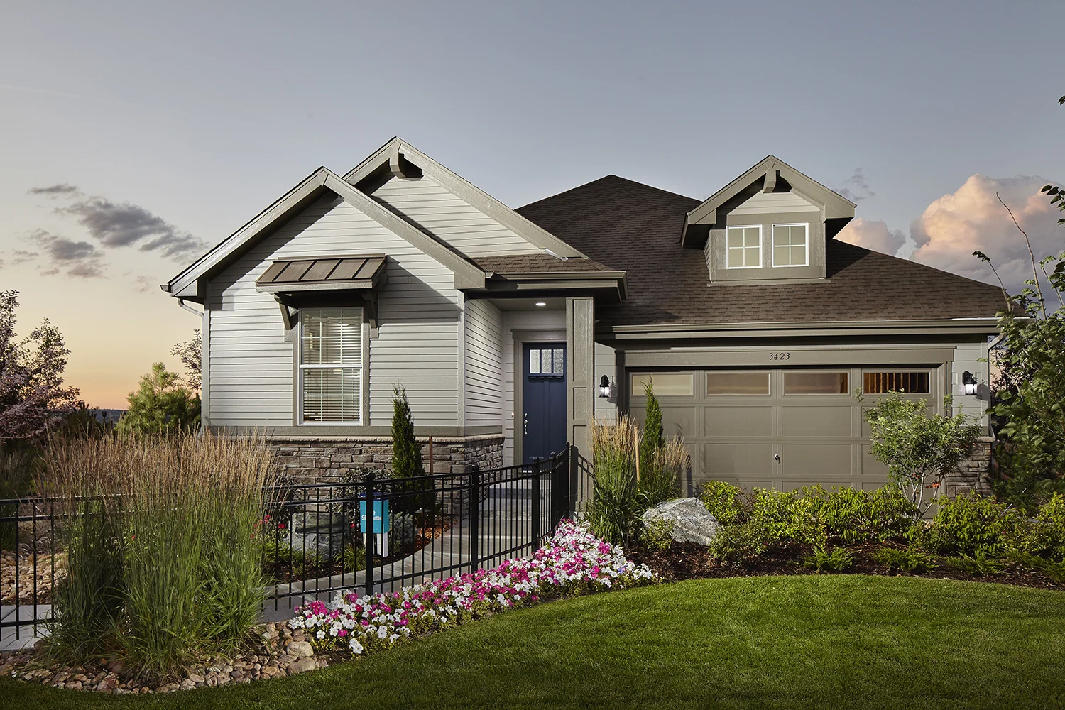 Sillhouette Exterior 2.jpg