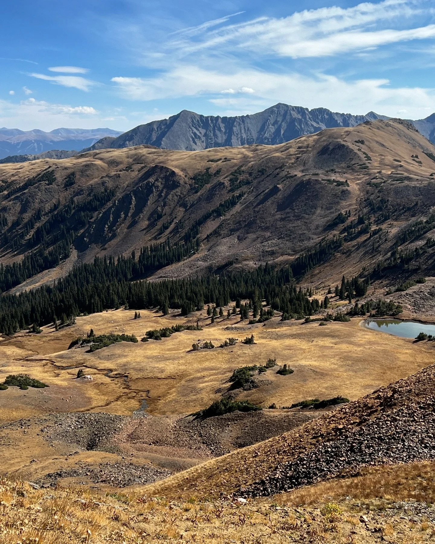 Shots from Uneva Peak 12,527&rsquo; close to Vail Pass. Good trail running route. #12ers #colorado #outdoors #gorerange