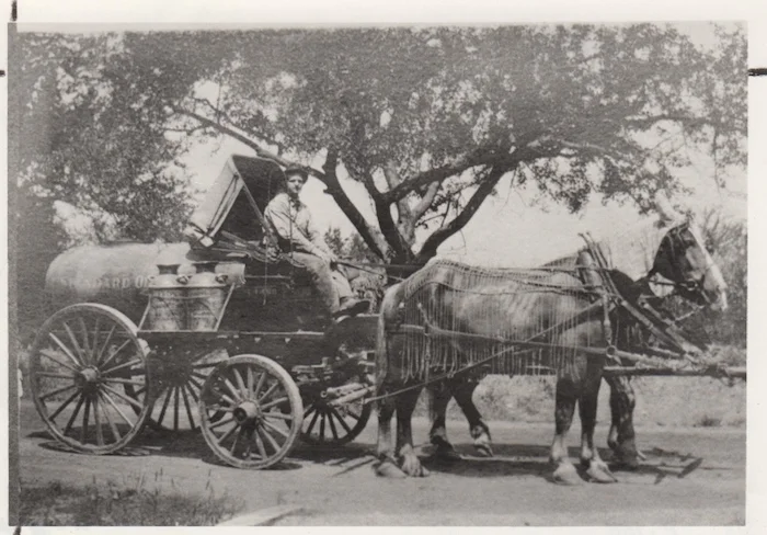 E49-water wagon used to wet down roads in summer-fly nets on horses (1)_small.jpeg