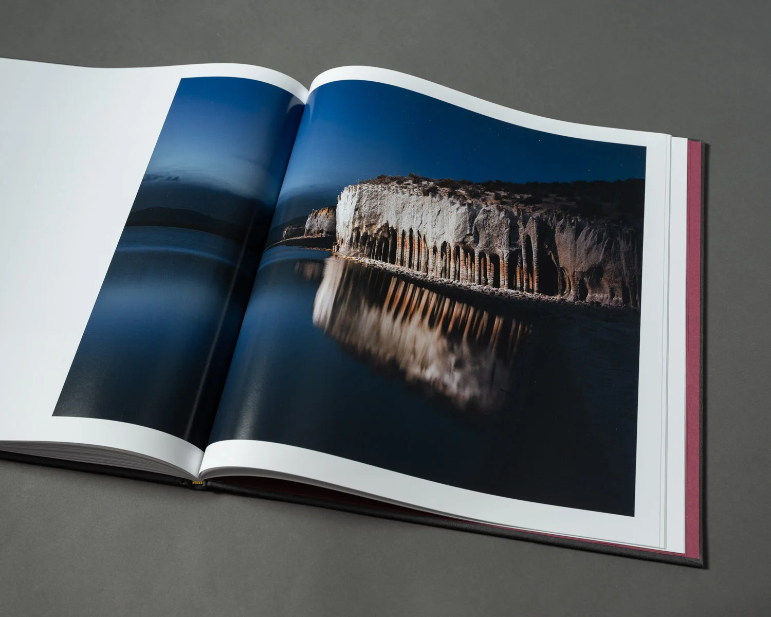 Lux_Noctis-book_04.jpg