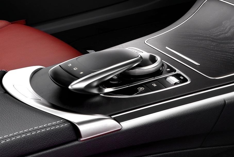Mercedes Bens C-Class Interior