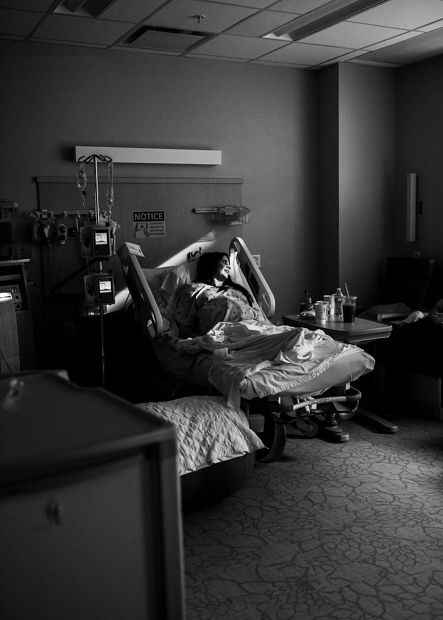 MaineMaternityNewbornBirthFamilyPhotographer9.jpg
