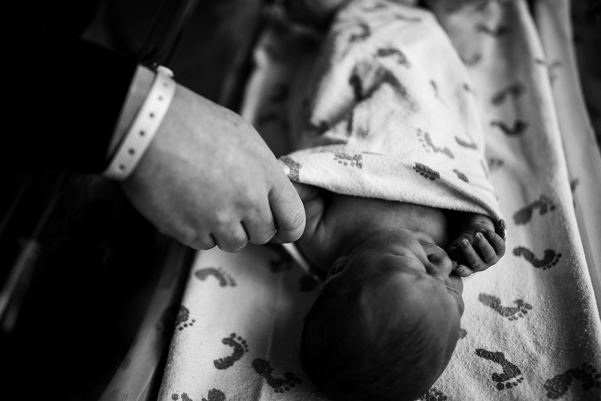 MaineMaternityNewbornBirthFamilyPhotographer14.jpg