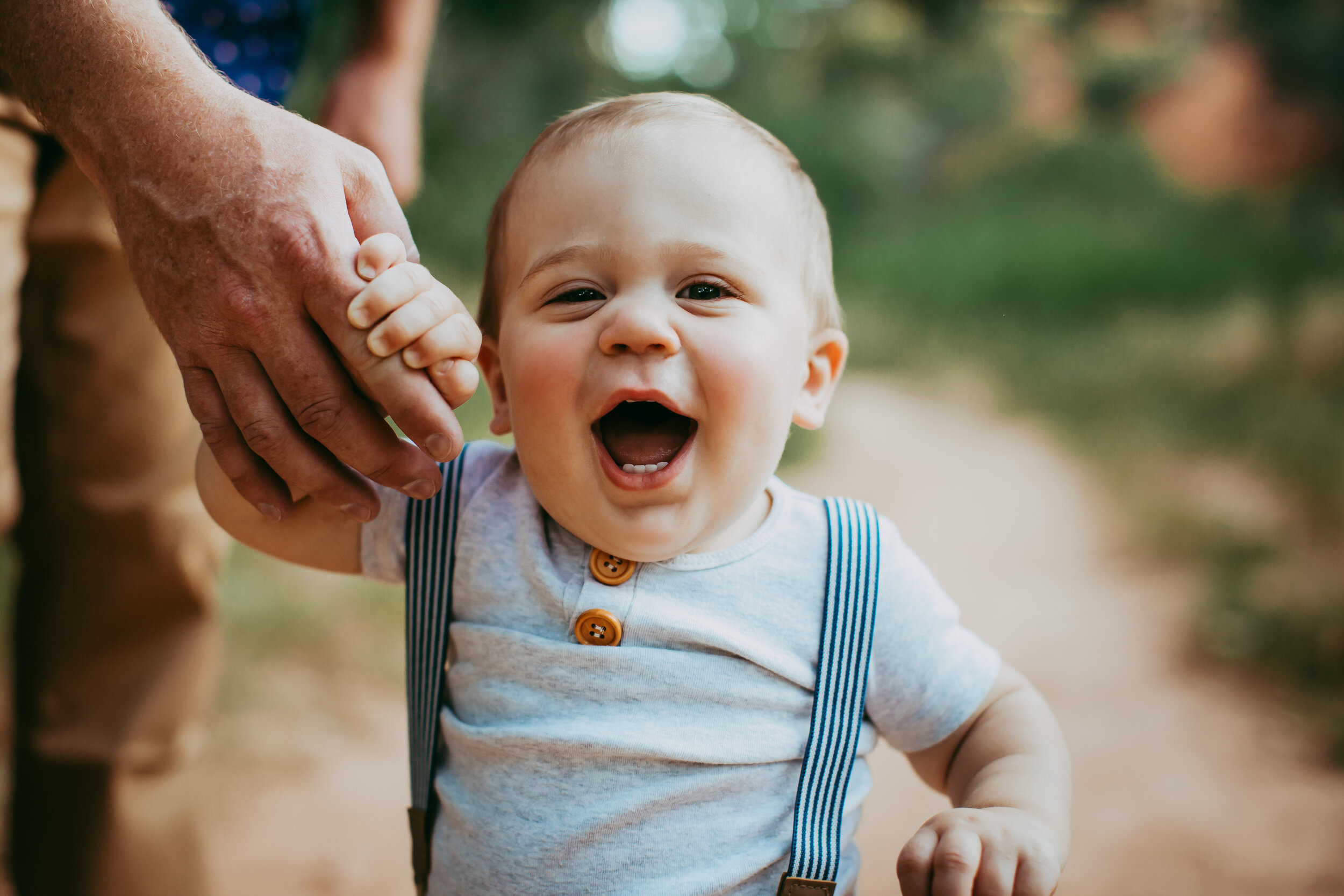  The cute faces this little guys was making during this family photo session was wonderful! He has so much personality! #tealawardphotography #texasfamilyphotographer #amarillophotographer #amarillofamilyphotographer #lifestylephotography #emotionalphotography #familyphotoshoot #family #lovingsiblings #purejoy #familyphotos #naturalfamilyinteraction 