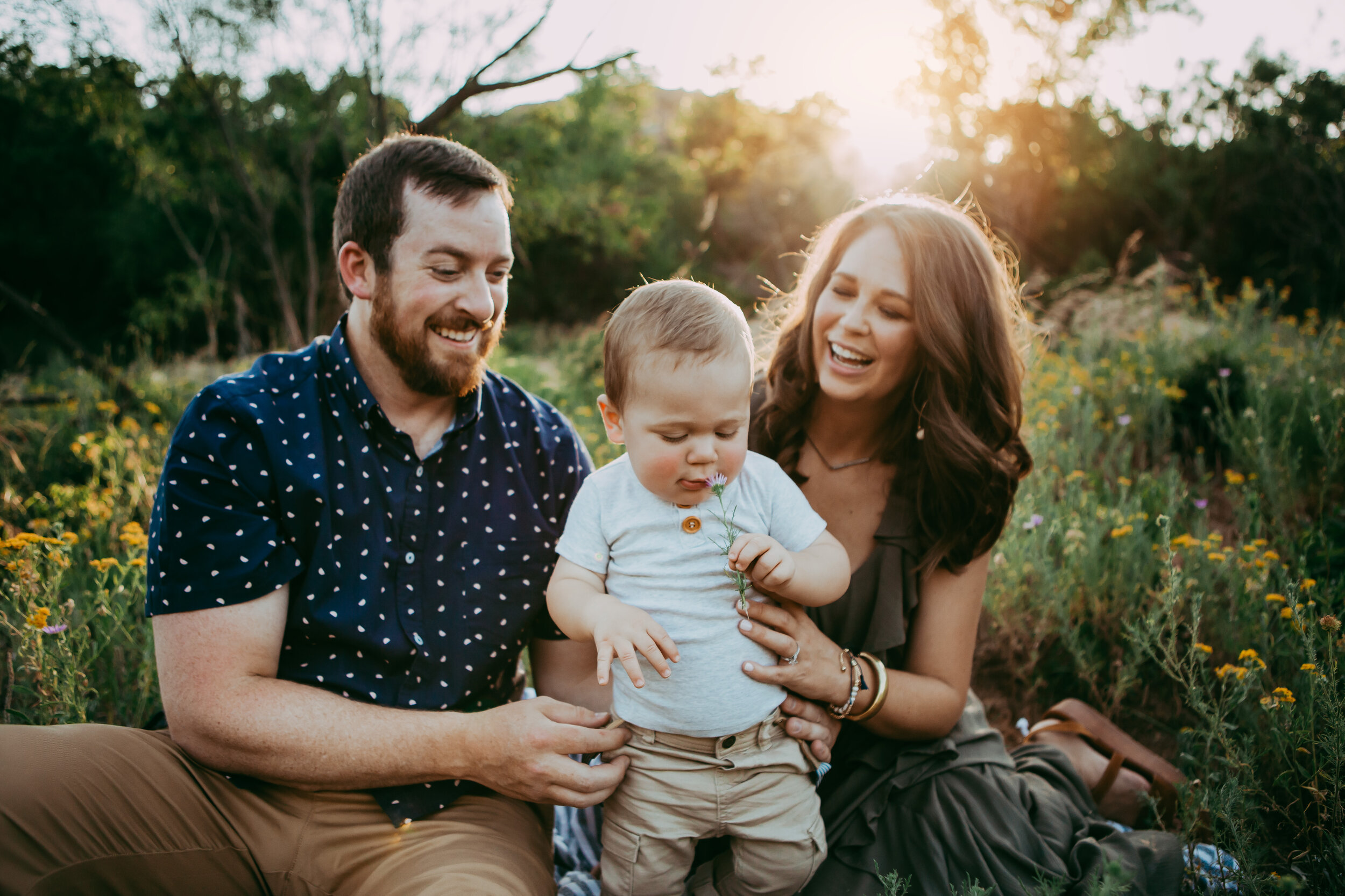  This little guy was constantly on the go allowing for a lot of unposed moments that captured real emotions #tealawardphotography #texasfamilyphotographer #amarillophotographer #amarillofamilyphotographer #lifestylephotography #emotionalphotography #familyphotoshoot #family #lovingsiblings #purejoy #familyphotos #naturalfamilyinteraction 