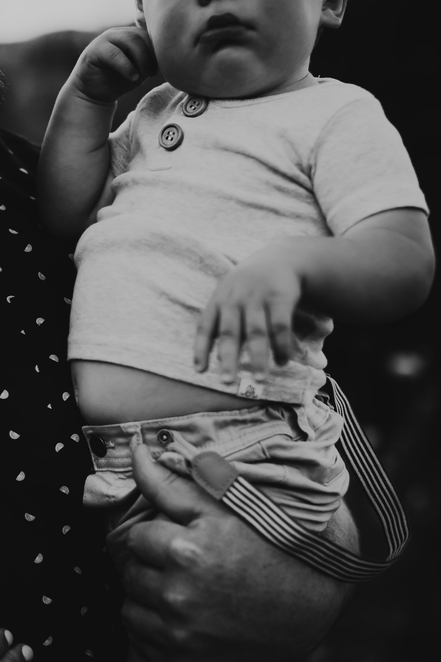  This may be my favorite photo! Babies are the only ones you can photograph like this and just adore each photo! I loved the details! #tealawardphotography #texasfamilyphotographer #amarillophotographer #amarillofamilyphotographer #lifestylephotography #emotionalphotography #familyphotoshoot #family #lovingsiblings #purejoy #familyphotos #naturalfamilyinteraction 