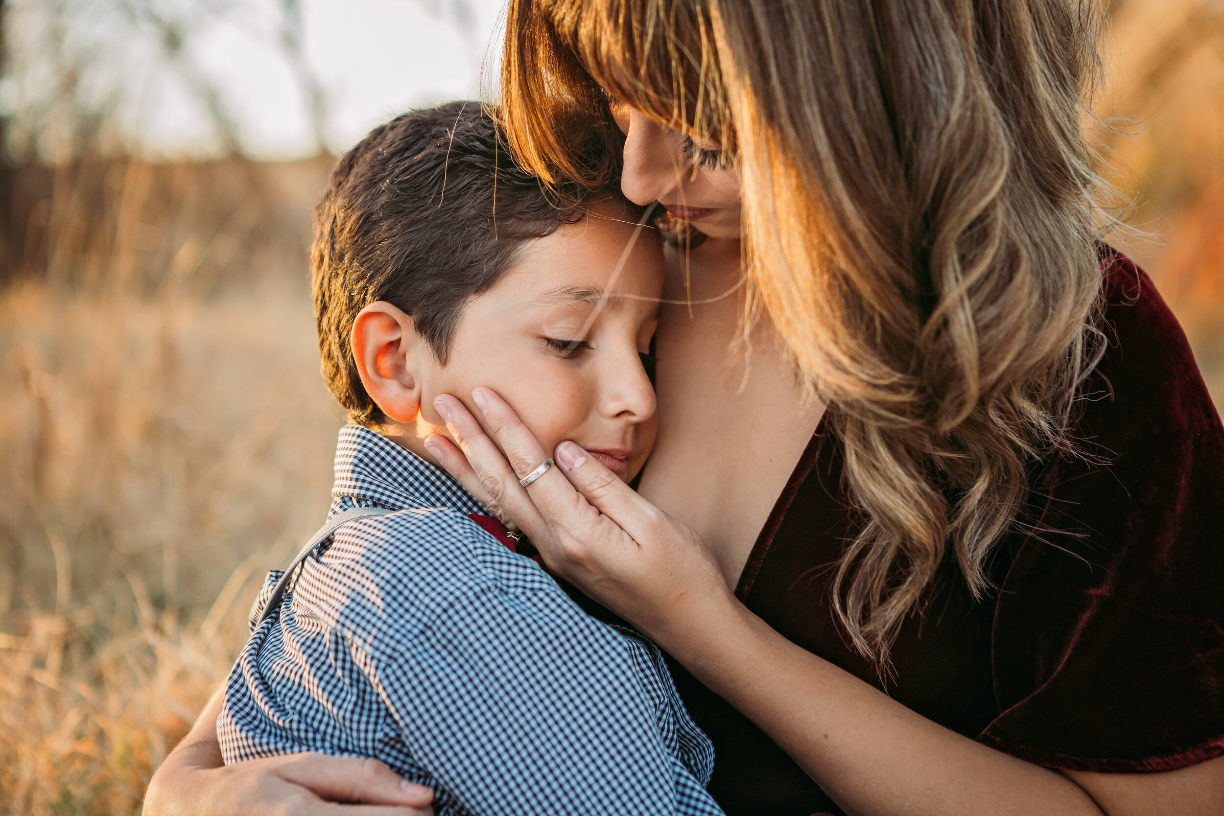  There is something special about a mother’s bond with her son. I loved that the shared so many sweet moments #tealawardphotography #texasfamilyphotographer #amarillophotographer #amarillofamilyphotographer #lifestylephotography #fallphotos #familyphotoshoot #family #lovingsiblings #families #familyphotos #naturalfamilyinteraction 