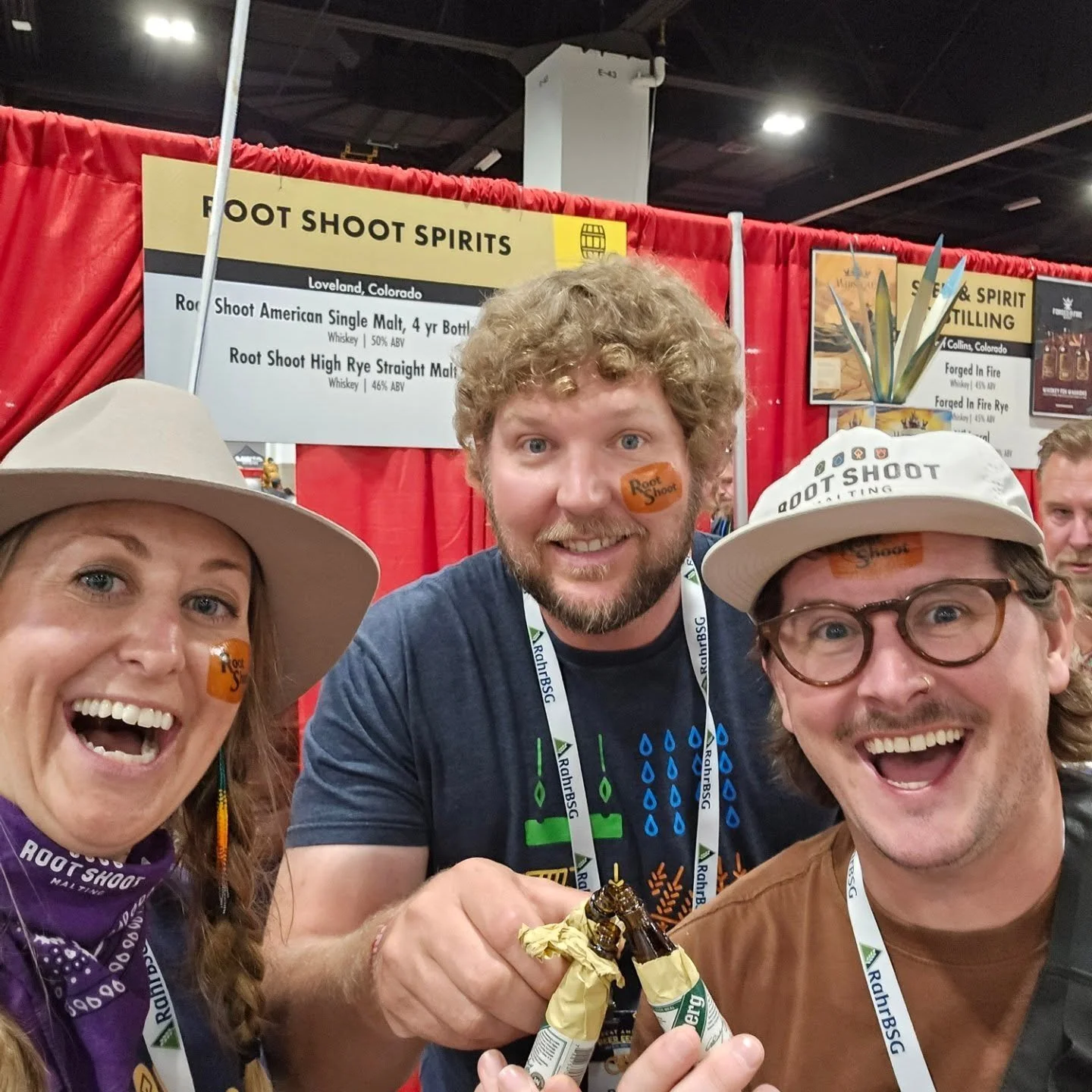 Anyone else still recovering from #GABF? Yeah, us too. 🫶
So fun catching up with our Root Shoot brewers, sipping some @rootshootspirits whiskey with y&rsquo;all, and celebrating a couple of shiny medals with our friends at @omfbrewing and @lefthandb