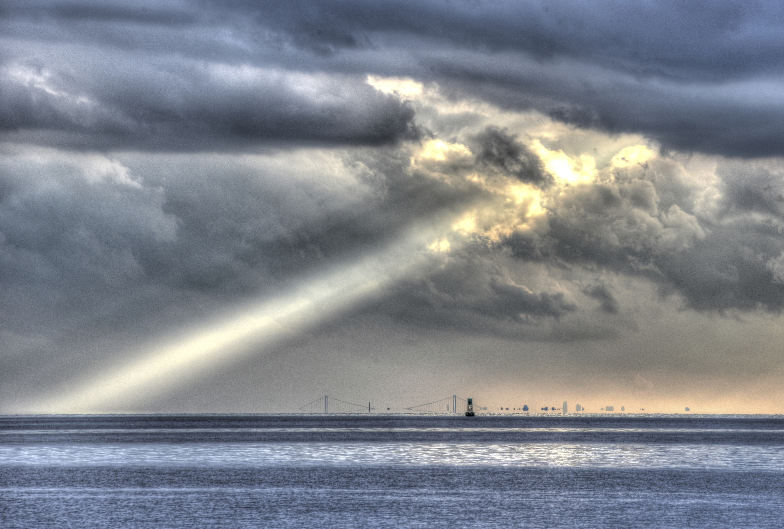 8013 Sunbeam Burst Greenwich Point