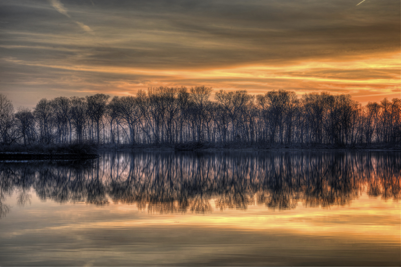 8222 Sunset on Eagle Pond Greenwich Point