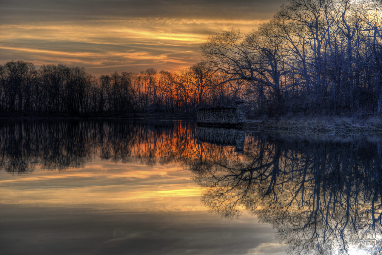 8243 Sunset on Eagle Pond Greenwich Point