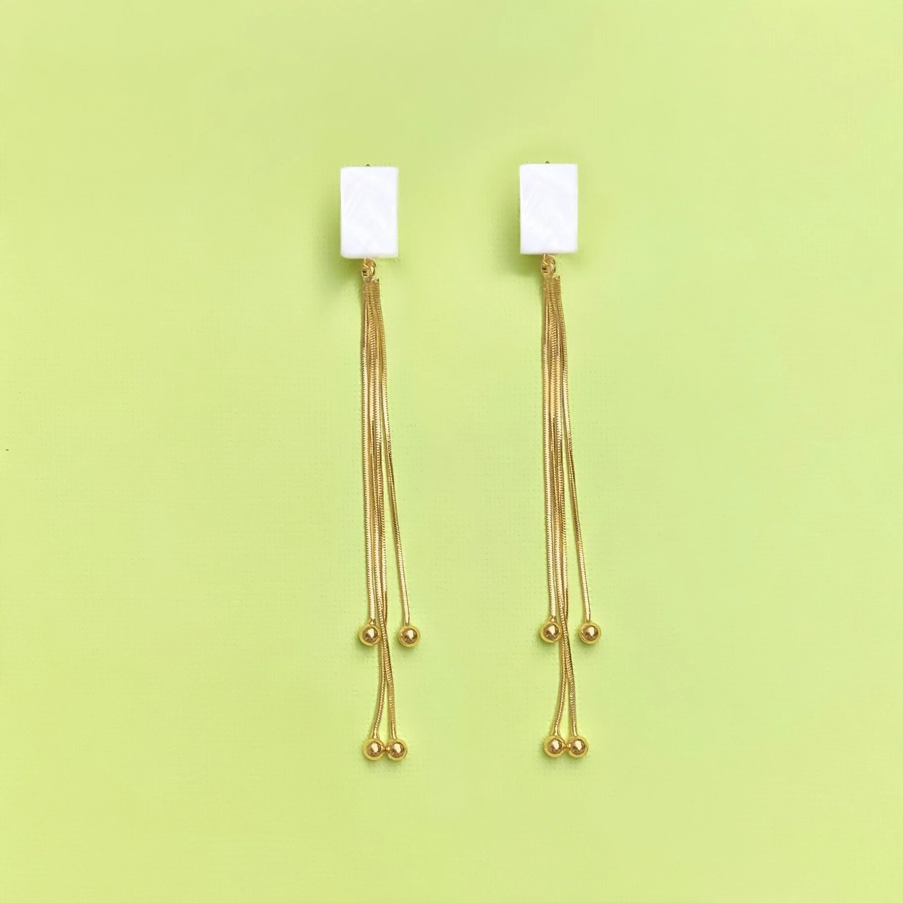 DFFABE0C-1D31-4DDE-BD67-44D69D64A5C4