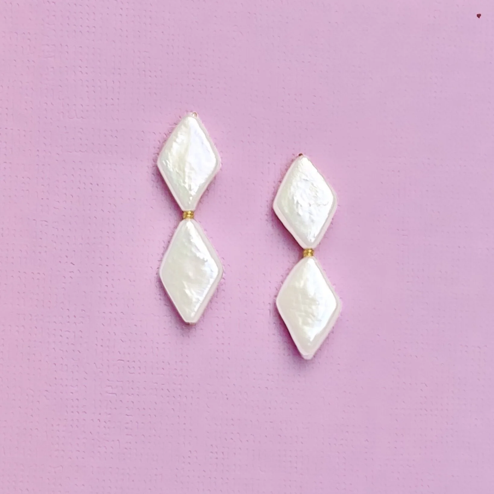 E9AB1B42-C0A1-4F2C-986A-DC3E3361CD2C