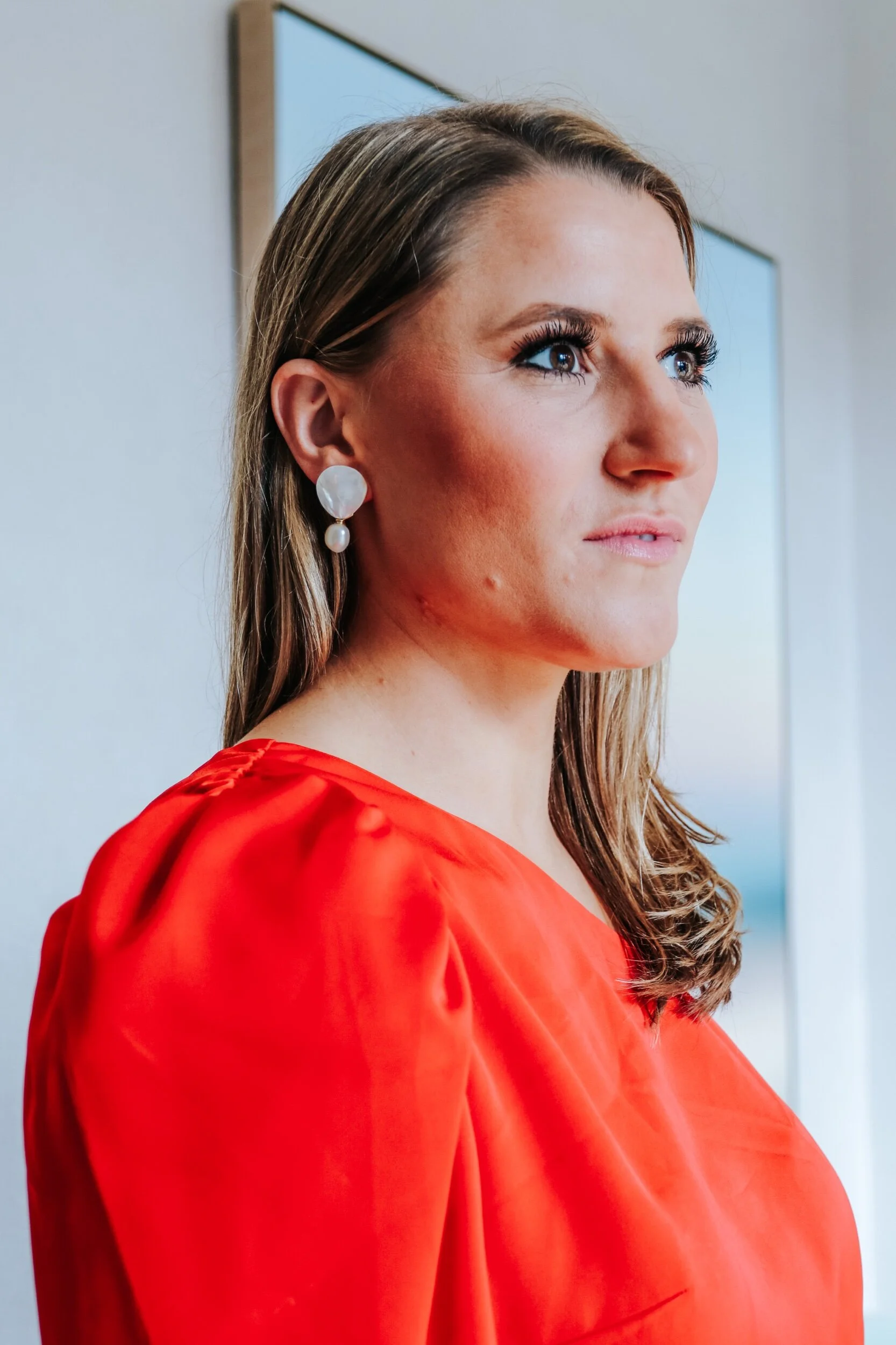 71B69B7C-EE9F-407C-BDAC-FD0A557AD672