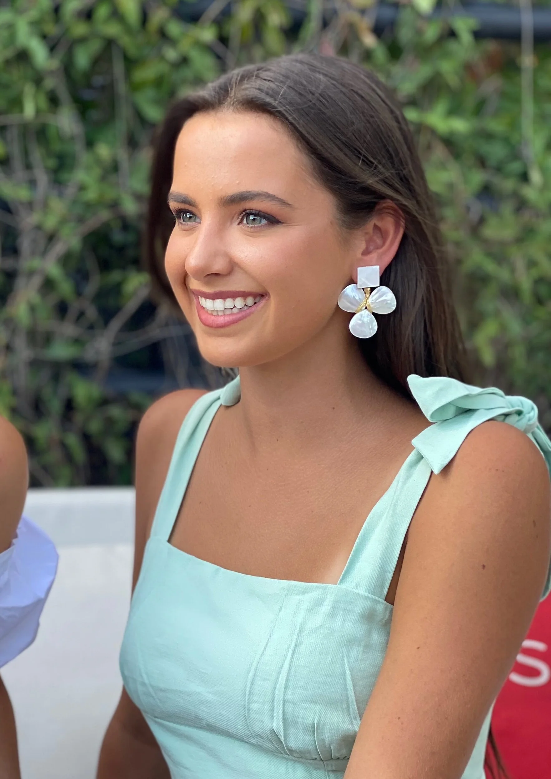 CB7251BB-4C86-4F4C-8B05-3801E76B79D2