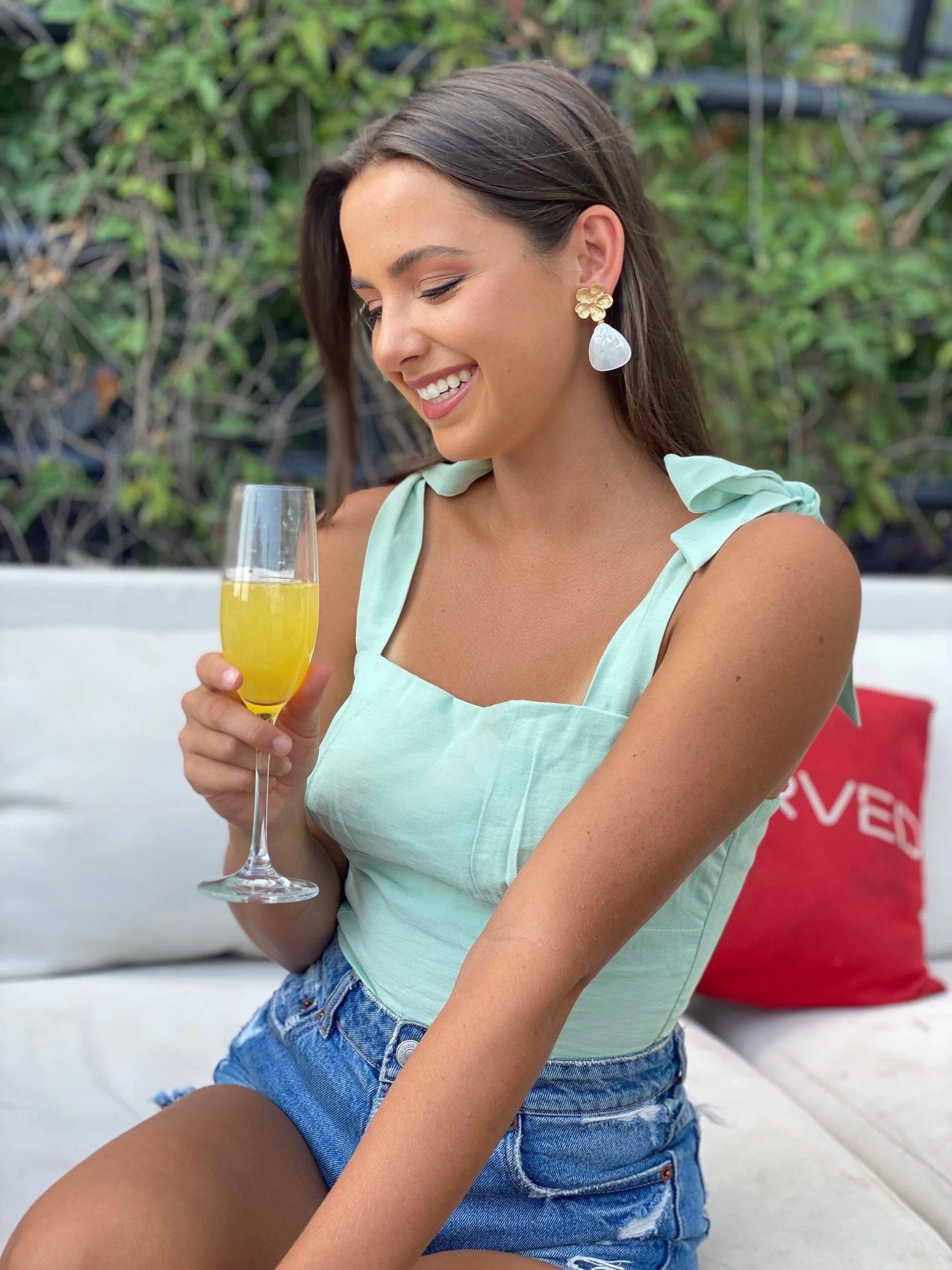 E2C14CEA-E26D-4E67-99BB-F478C84143E6