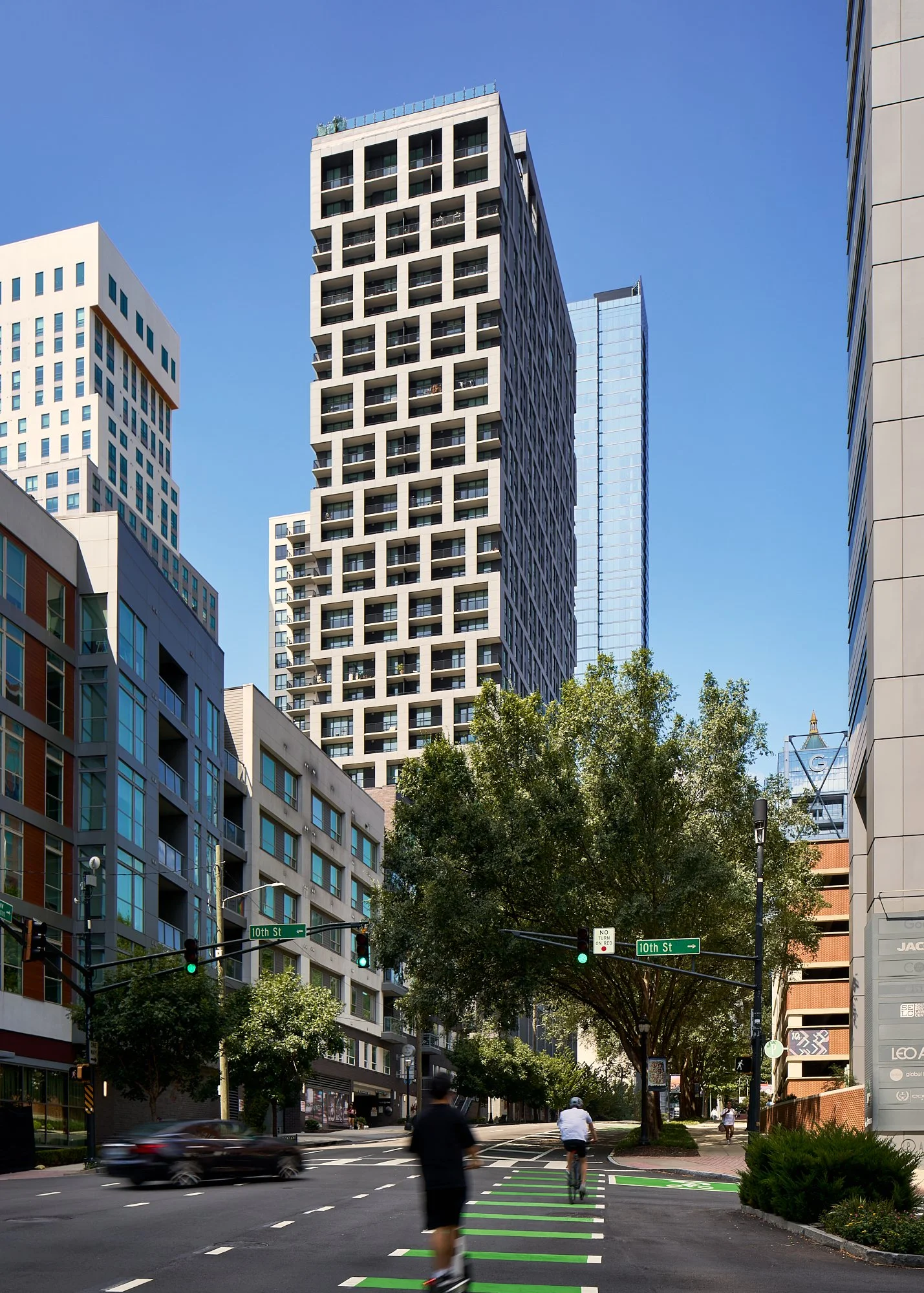BrockHudgins_1018WPeachtree-©Garey Gomez-Web-02.jpg
