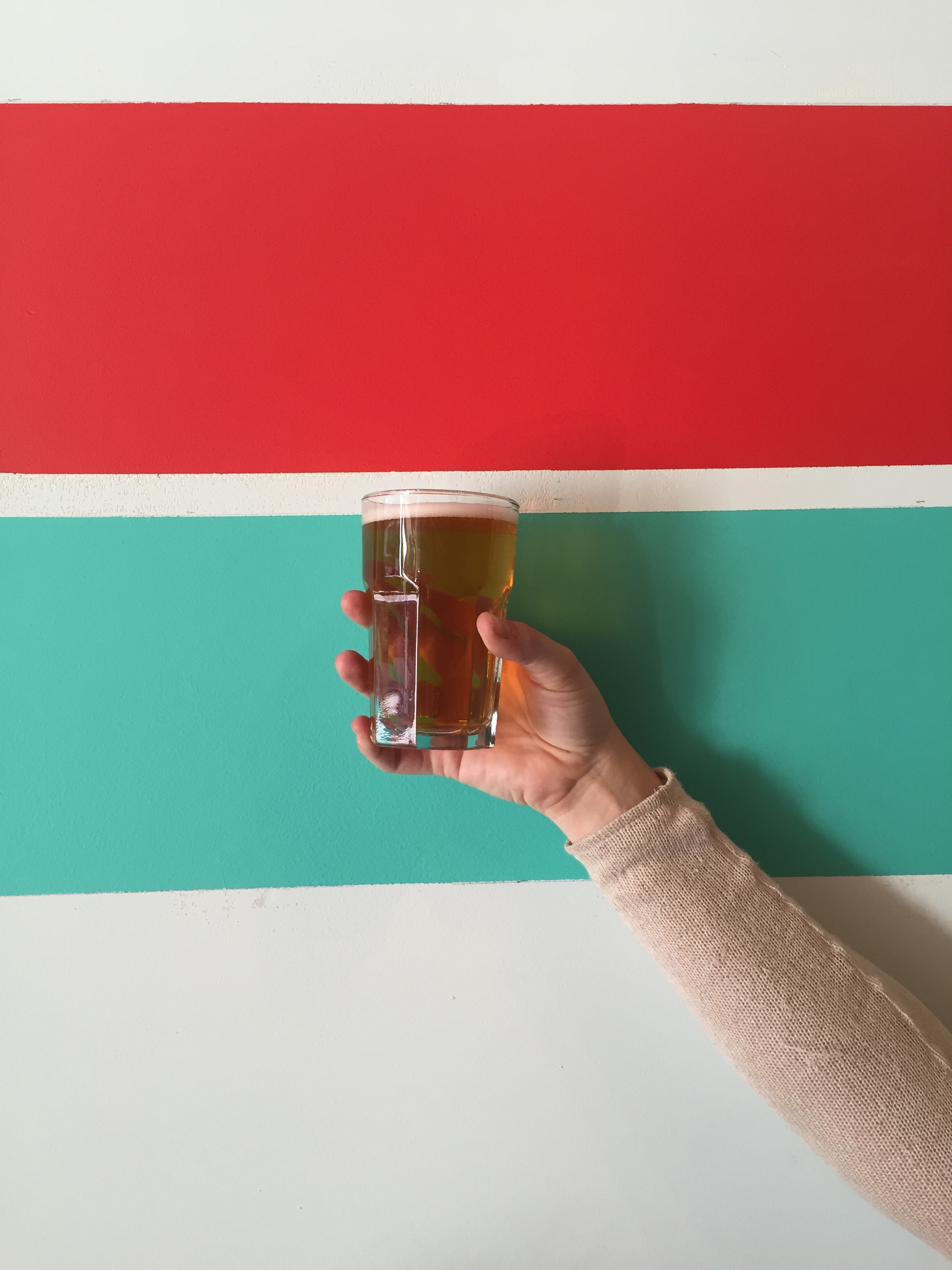 Good color palette plus good beer equals happy bloggers.