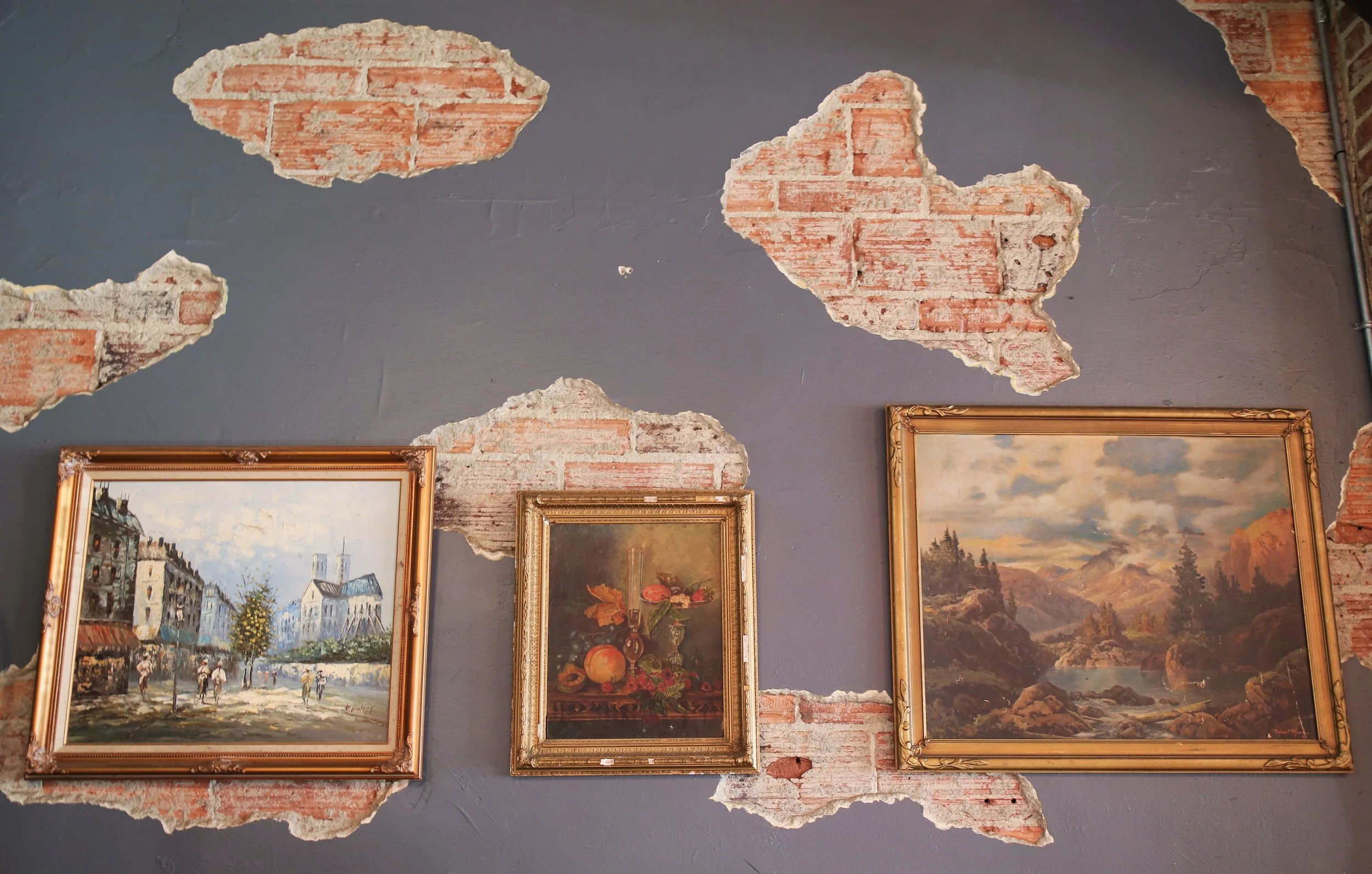 The cool, torn walls of Gainsbourg