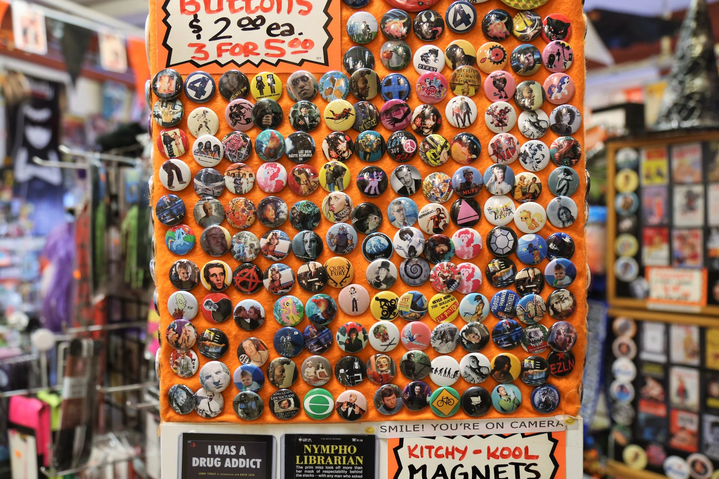 Orange Dracula's pin festish