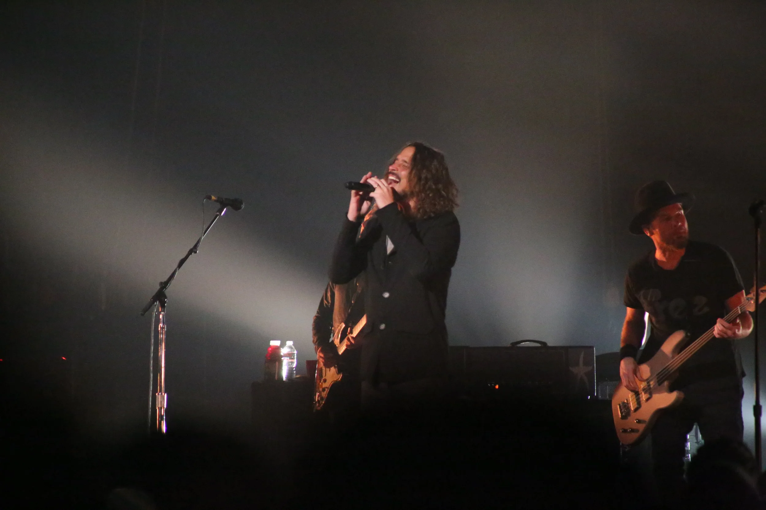Chris Cornell Singing
