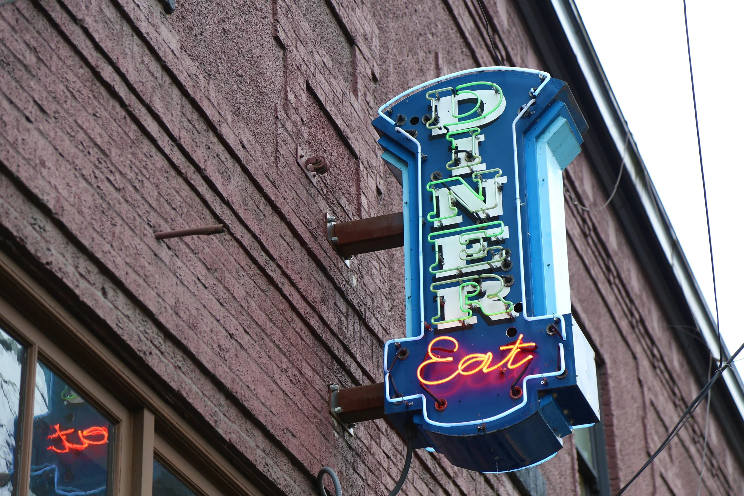 Square Knot Diner