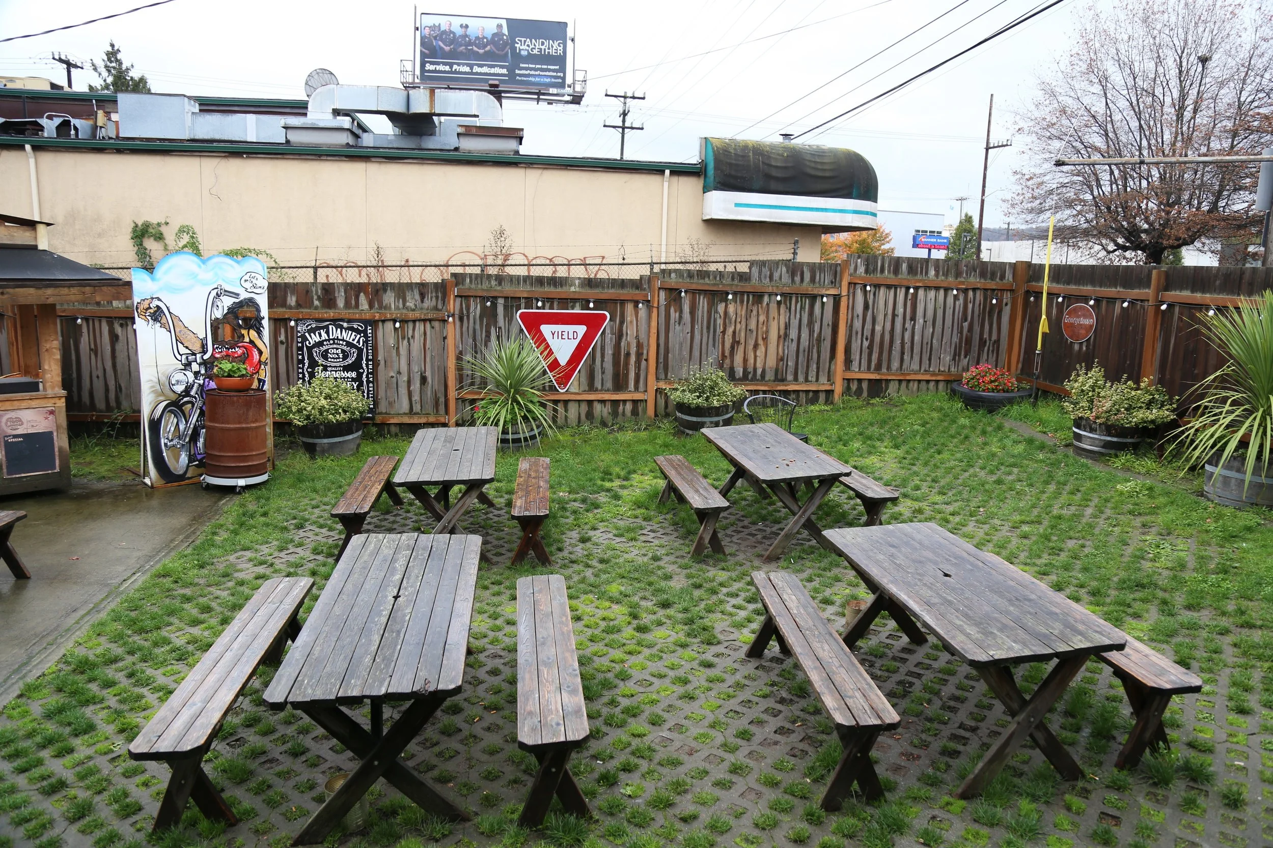 Slim's awesome outdoor seating (with a stage!)