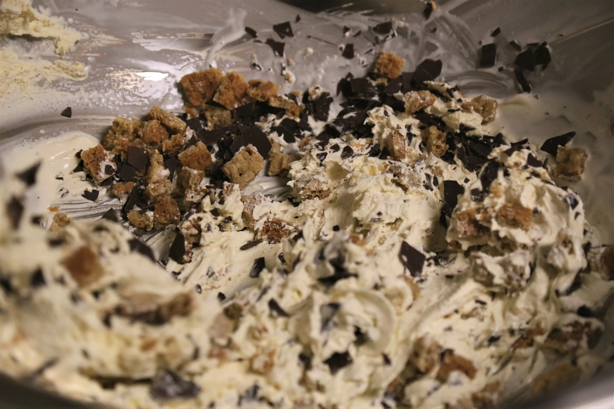 Sweet Lo's Ice Cream