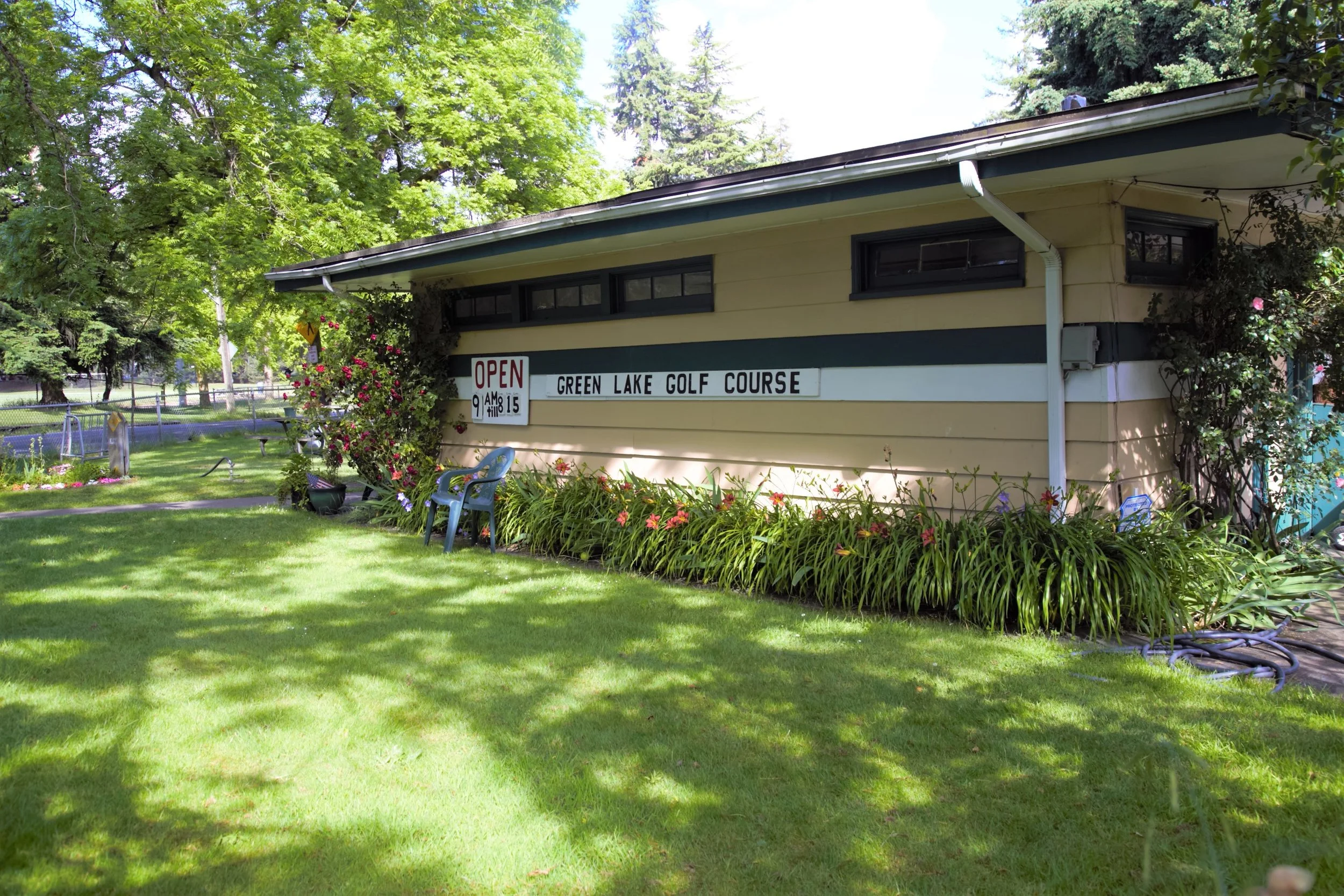 Greenlake Pitch 'N Putt