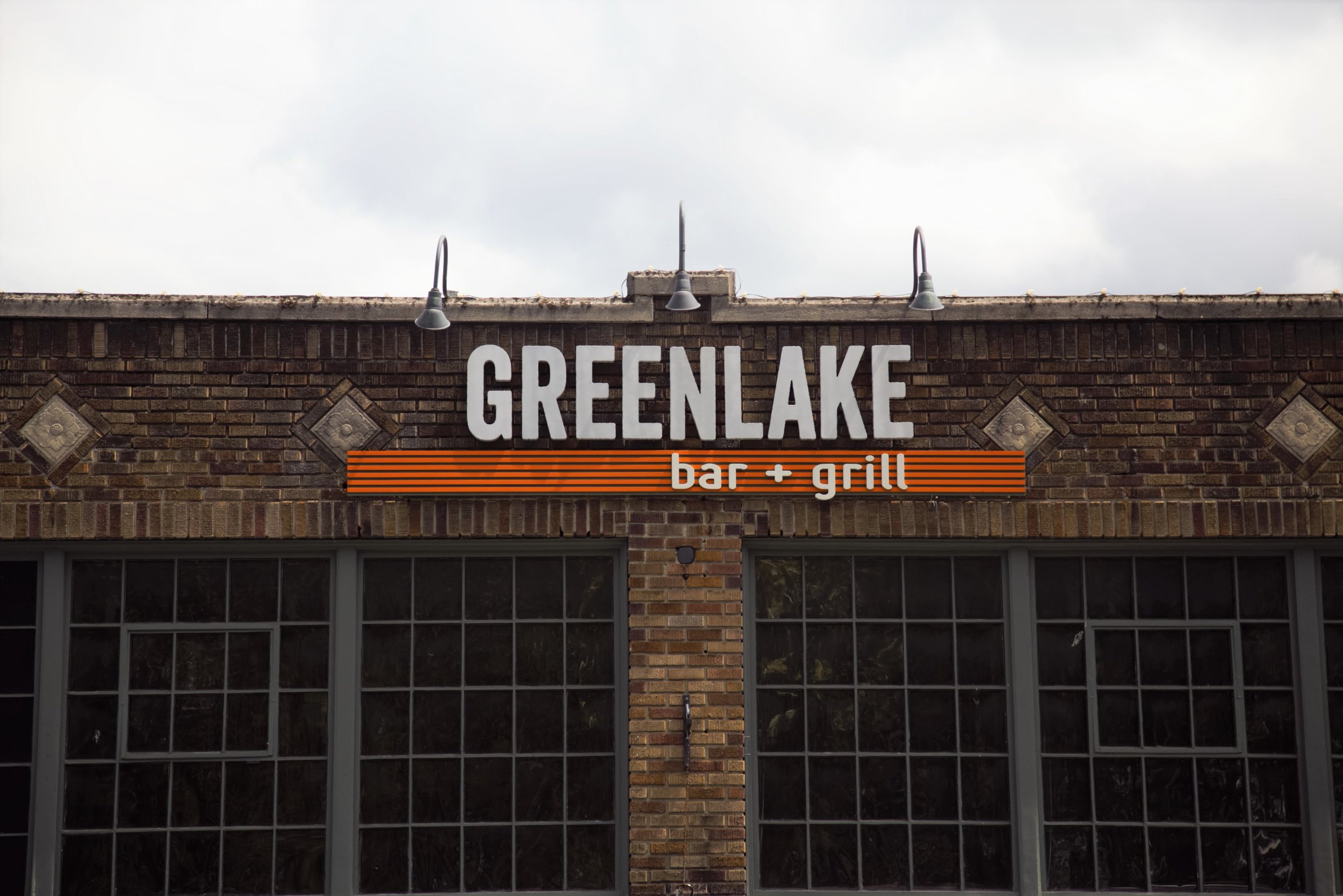 Greenlake Bar & Grill