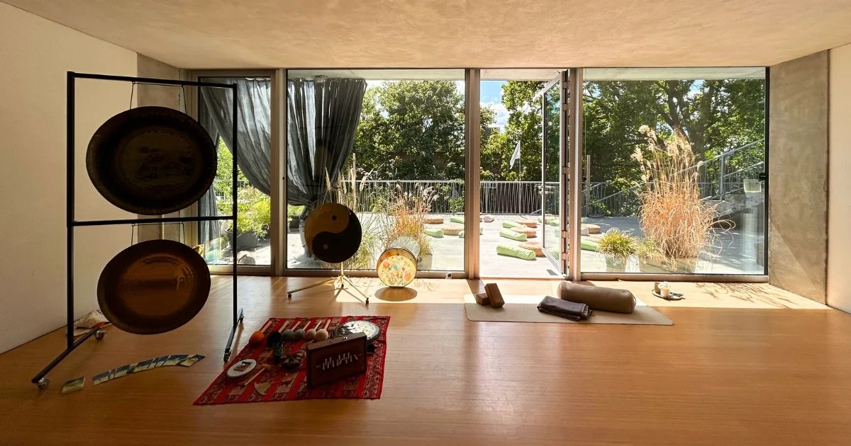 DONNERSTAG 28.08. 19:00 SOUL RESONANCE im Yoga at Lobe Block