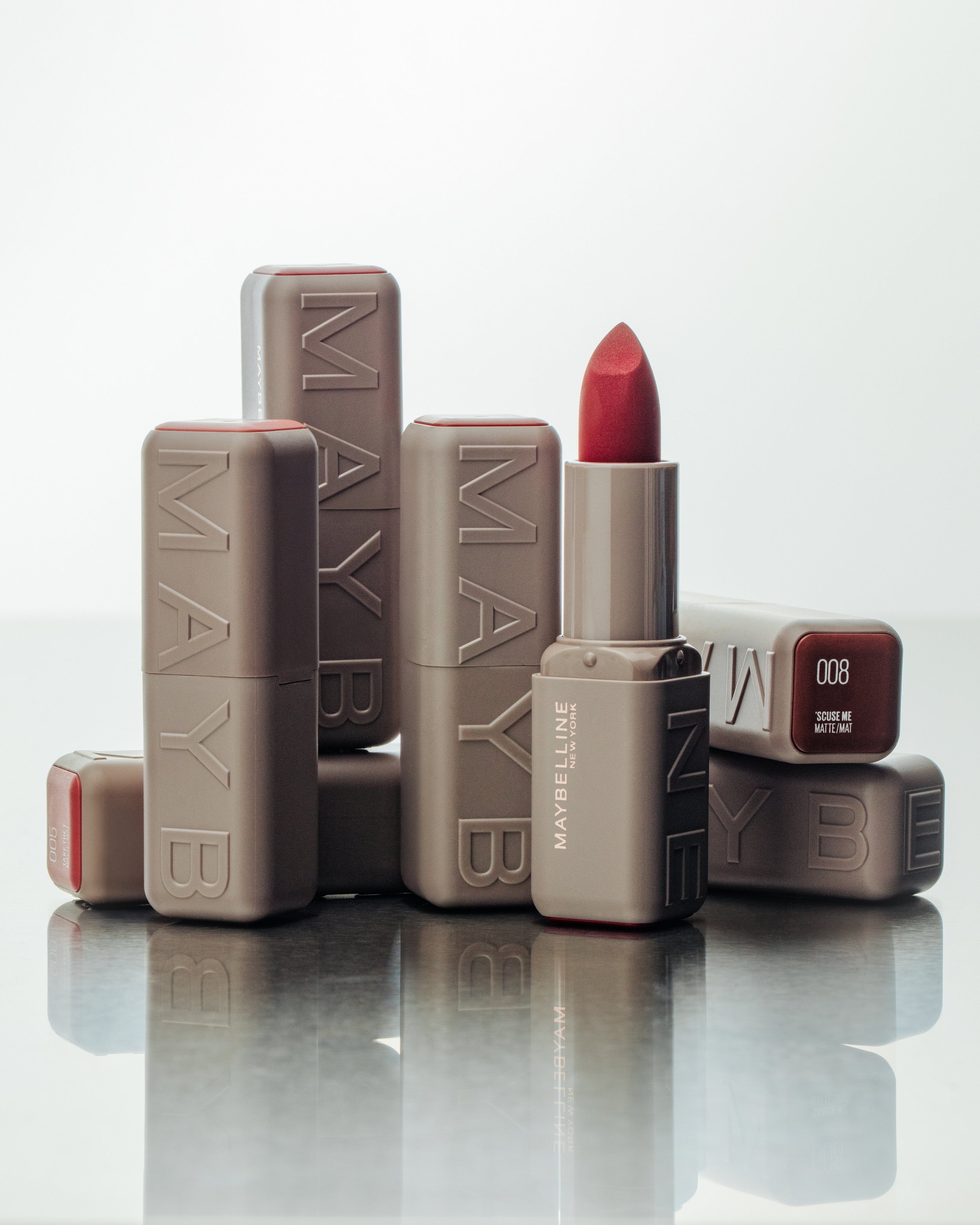 Maybelline-173-02 1_RETOUCH.jpg