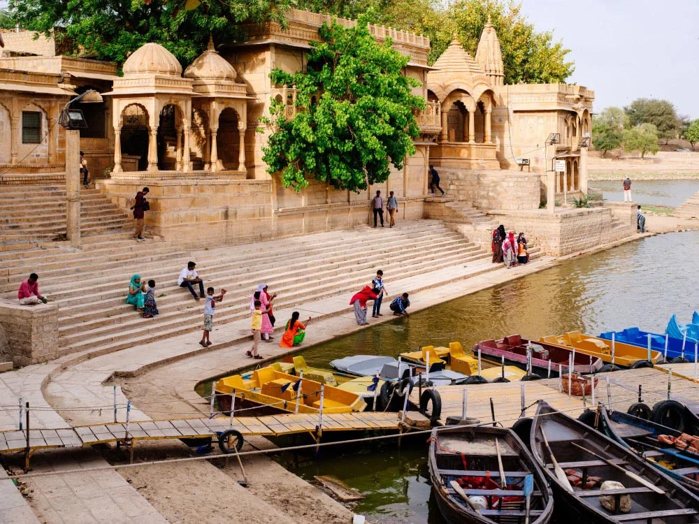How Safe to Travel is India?