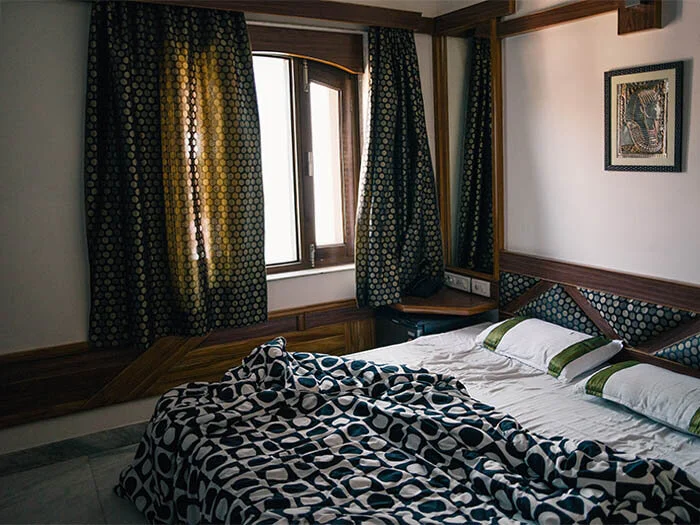12 Photos of Budget Hotel Rooms in India — JORIS HERMANS