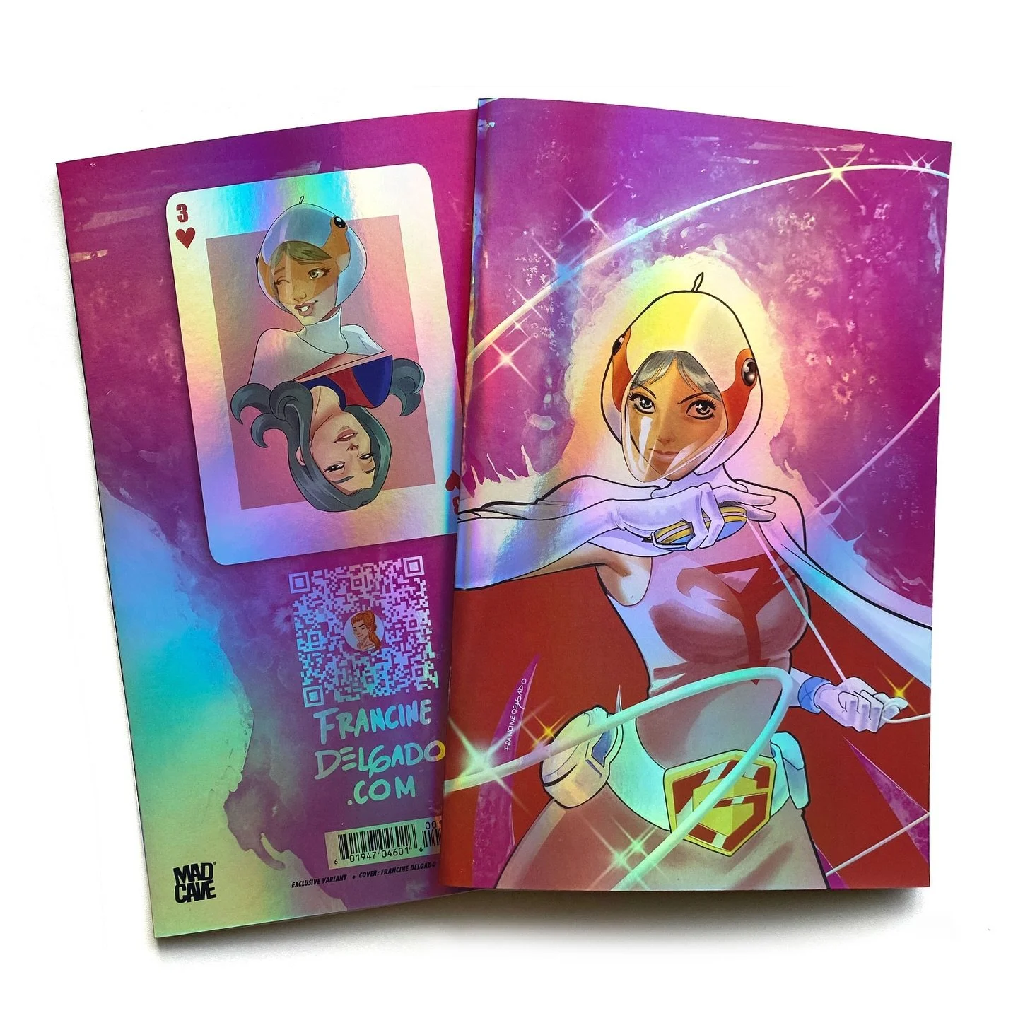 ✨ LIMITED EDITION ✨
My Foil Virgin Variant Cover for Gatchaman #1 is here!

Only 25 copies available and exclusive to my convention appearances 👀 
The foil looks absolutely gorgeous in person

Huge thanks to @madcavestudios for these beautiful comic